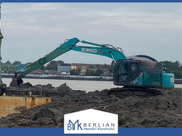 bmk-excavator-kobelco-sk200-semi-long